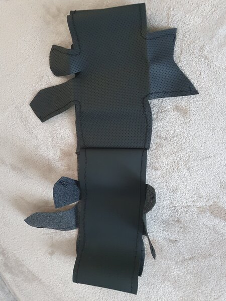 Husa dedicata volan Megane 4